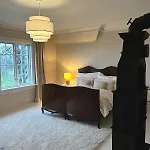 Villa Historic With Large Garden Stord