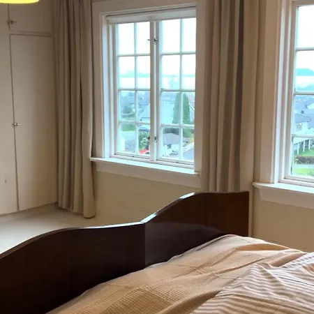 Villaer Historic With Large Garden Stord