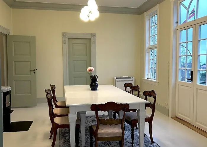 Villa Historic With Large Garden Stord