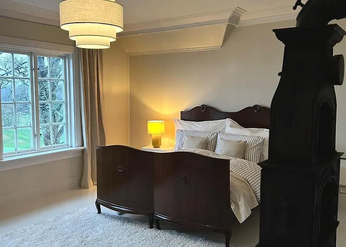 Villaer Historic With Large Garden Stord