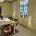 Historic With Large Garden Вилла Стур