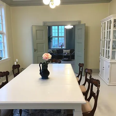 Historic With Large Garden Vila *